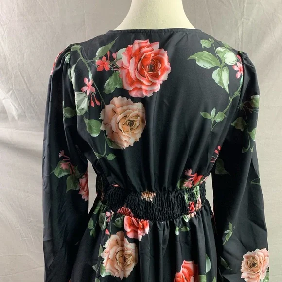 French Floral Rose Print Dress - Picture 11 of 12